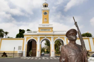 Ayuntamiento de Cartagena – Concejalía de Turismo. (n.d.). Puerta del Arsenal